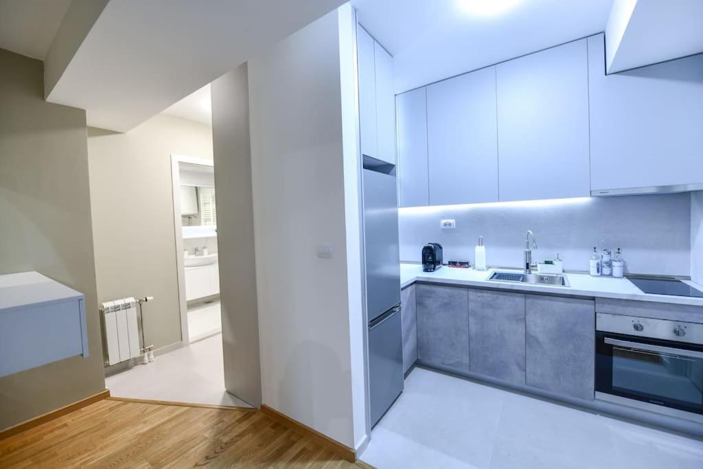 Petar's Aparment Luxury New * Scopia